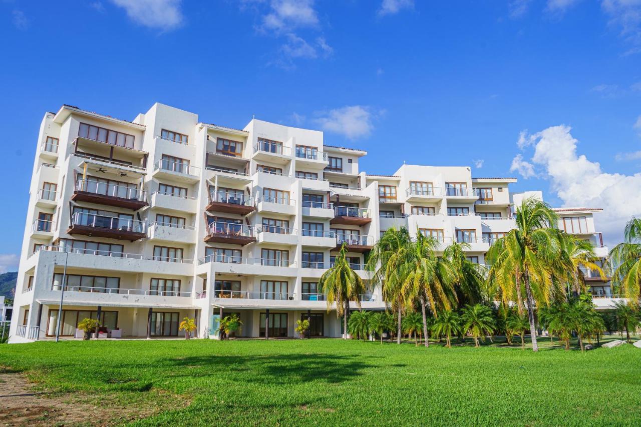 B Nayar Family Luxury Suites & Villas Residences La Cruz de Huanacaxtle 外观 照片