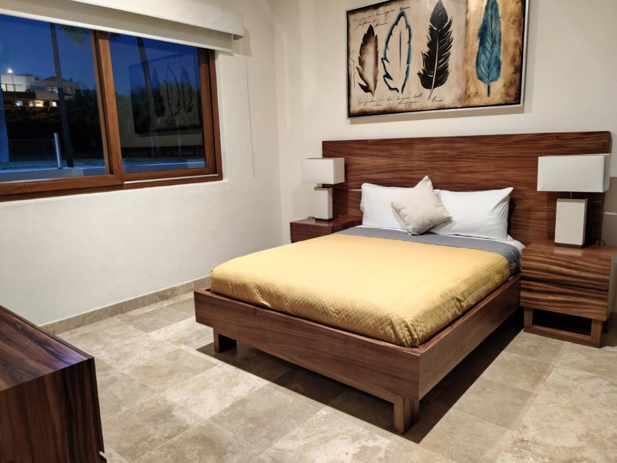 B Nayar Family Luxury Suites & Villas Residences La Cruz de Huanacaxtle 外观 照片